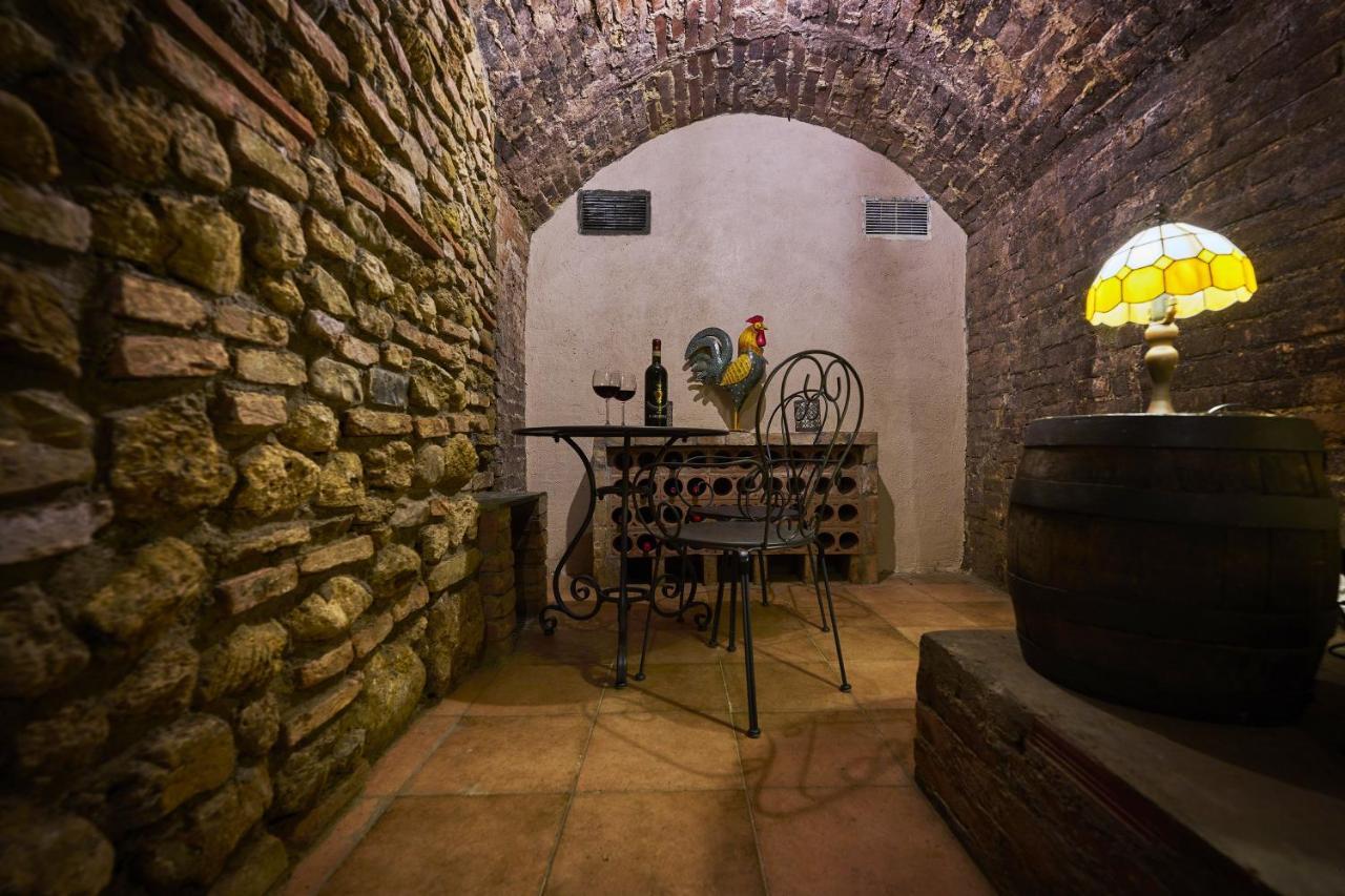 La Tavernetta Di Alessia Apartman Siena Kültér fotó